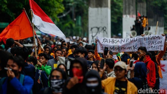 5 Anggota DPR 'Dipecat' Imbas Ucapan Sakiti Hati Rakyat